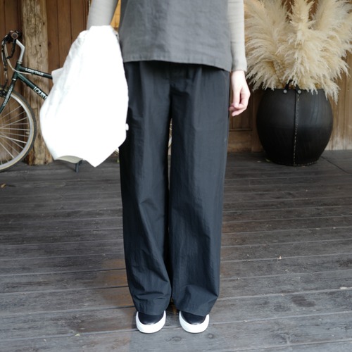 U PHORICA │スーピマコットンナイロンワイドパンツ（black, brown）