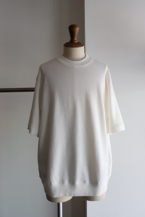 universal products. " RIPPLE S/S T-SHIRT(WHITE)"