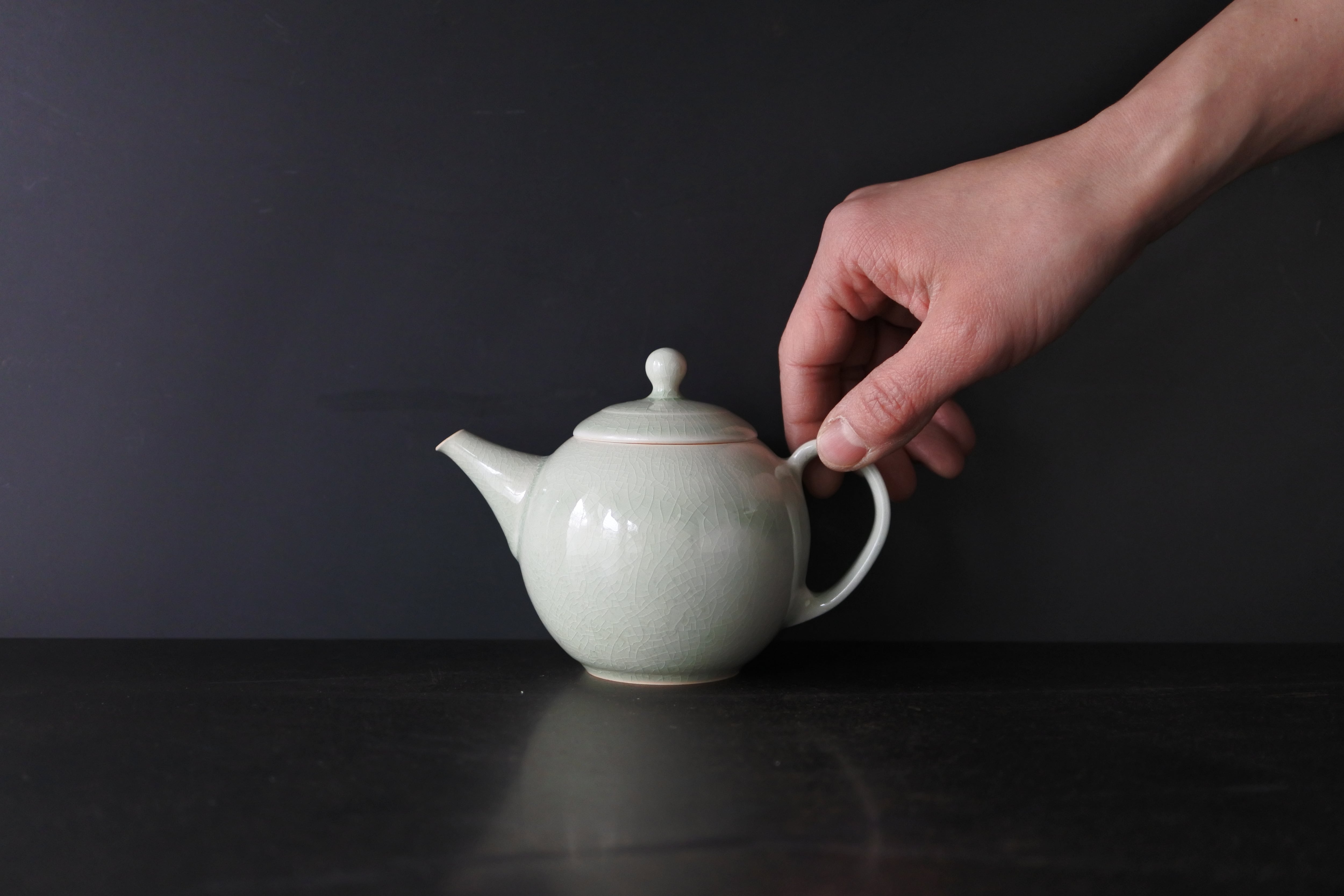 千葉光広 灰釉後手急須（小） | 鎌倉倶楽部 茶寮