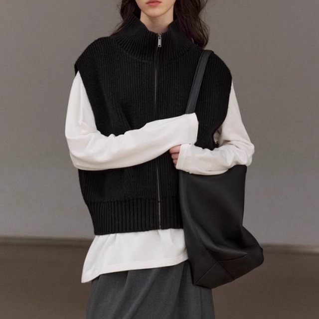 high neck zip-up vest 10858