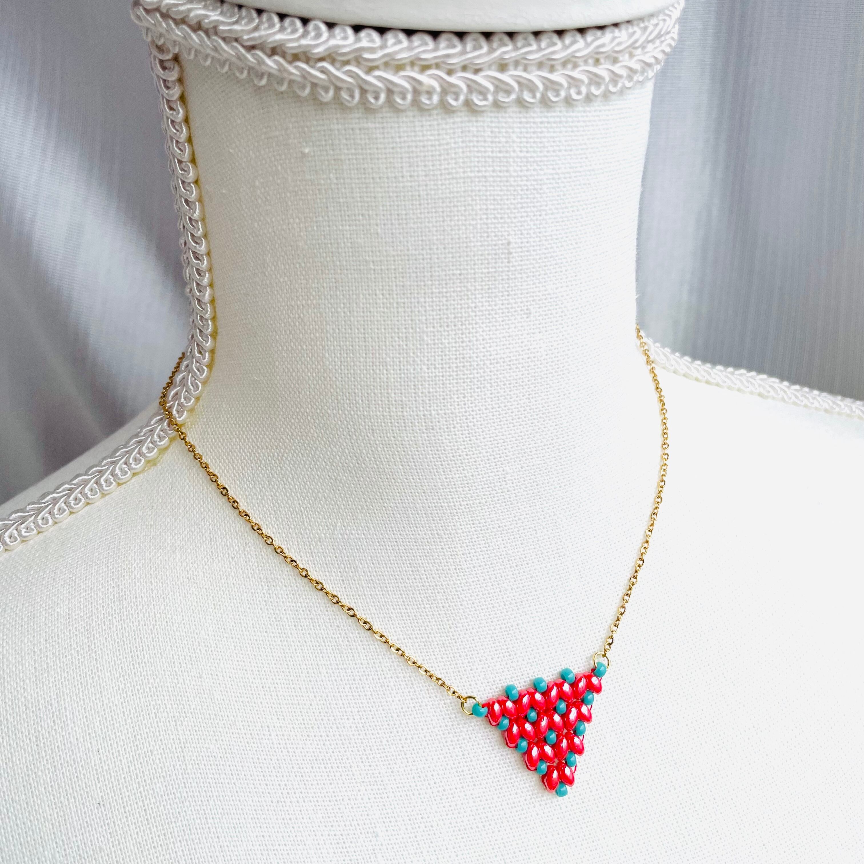 チェコビーズ ツイン小さな三角ネックレス 朱赤／ターコイズ