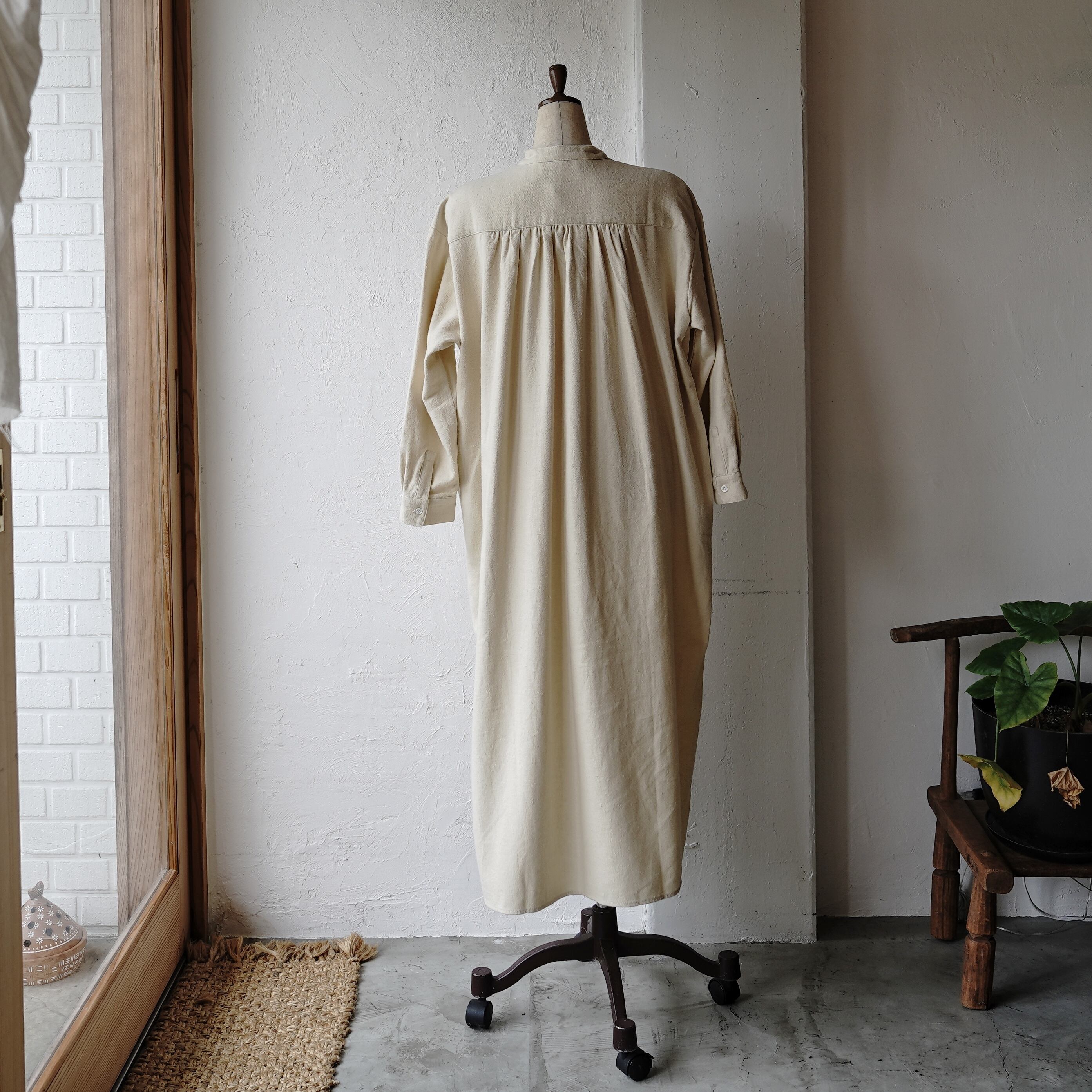 A HOPE HEMP フランネルロングチャイナシャツワンピース A HOPE HEMP フランネルロングチャイナシャツワンピース