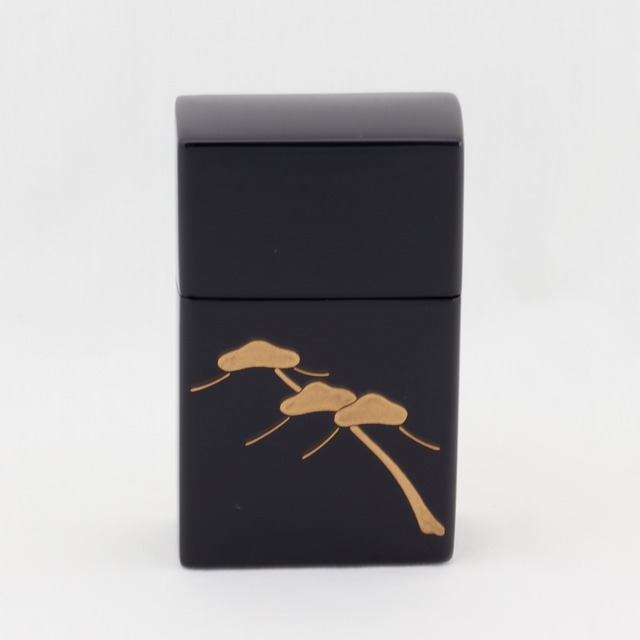 1911  輪島塗　名刺ケース／乾漆造り／黒塗／松蒔絵