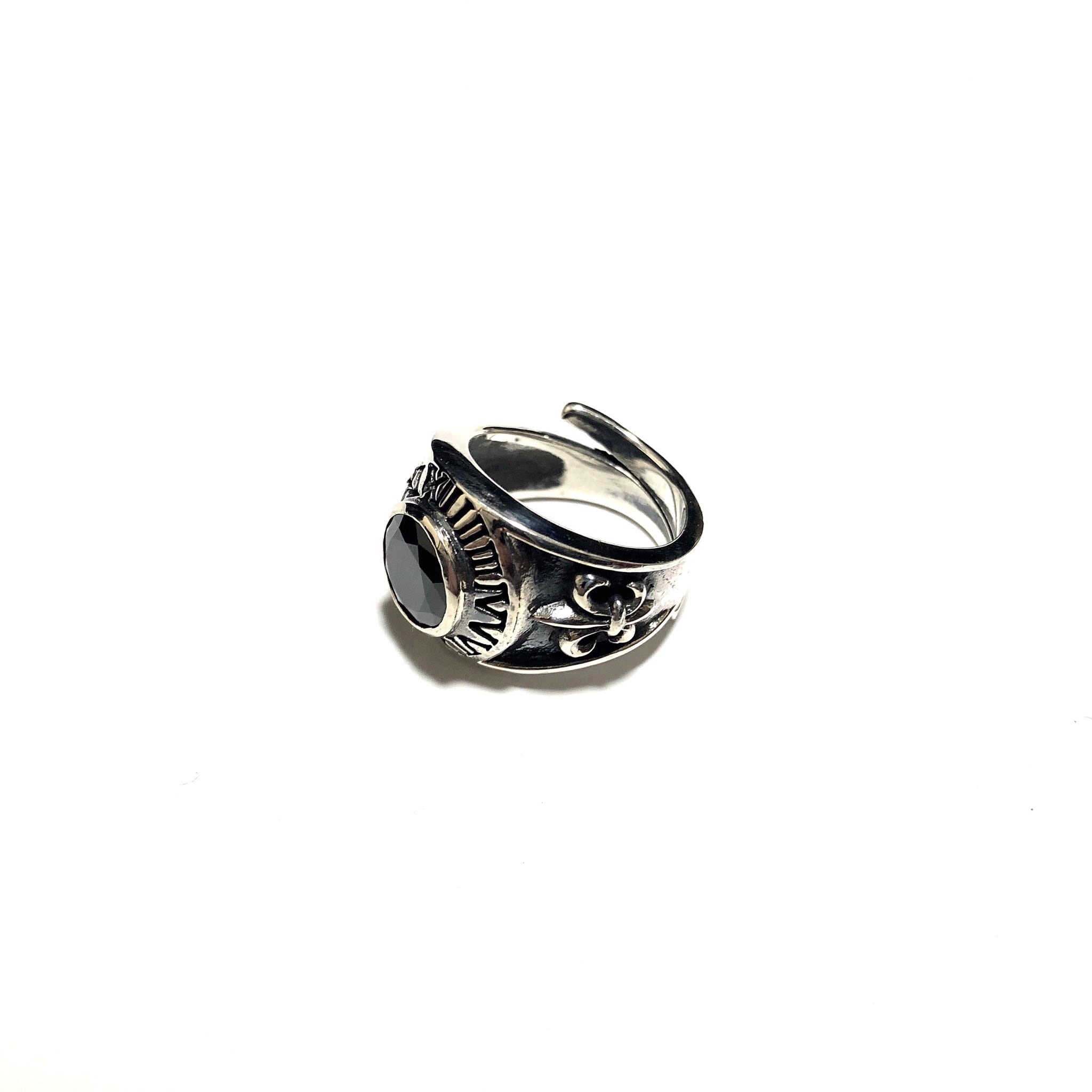D739 used silver925 ユリの紋章 シルバーリング 指輪