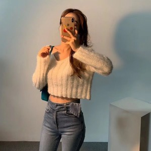 ショート丈セーター