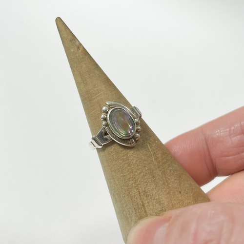 Vintage Southwestern Bell Trading Sterling Abalon Shell Ring
