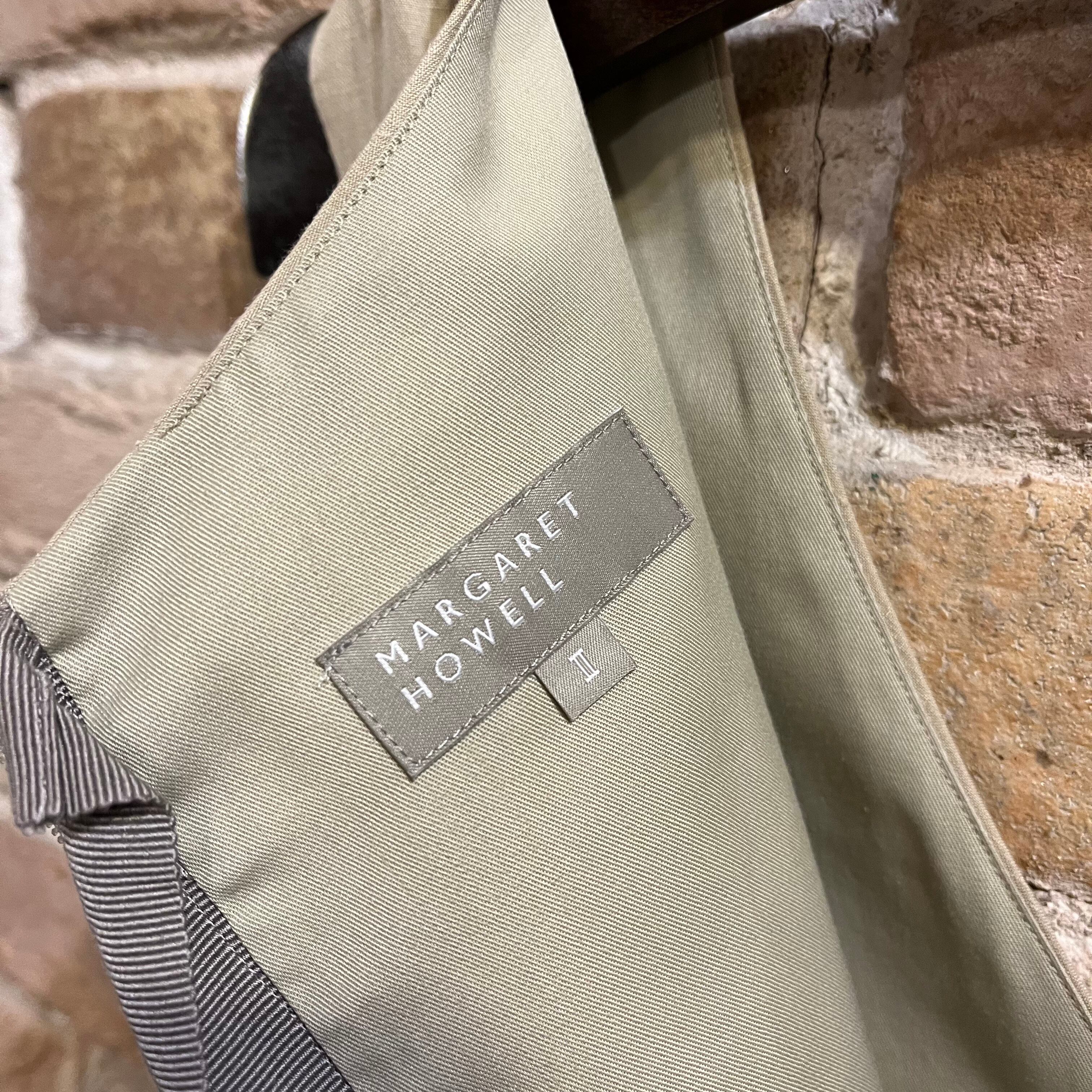正規取扱店 MARGARET HOWELLマーガレットハウエルコットン麻ベージュ