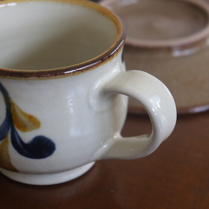 やちむん 陶眞窯 カップ＆ソーサー ゴスアメ唐草 Yachimun Cup and