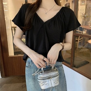 シャツ トップス ブラウス シャツブラウス Tシャツ ギャザーTシャツ Vネックシャツ 半袖ブラウス Vネック 半袖 ギャザー 無地 レディース かわいい 大人可愛い おしゃれ ガーリー エレガント 主役級 存在感 キュート きれいめ 上品 お出かけ ショッピング 休日 通勤 通学 デート 女子会 イベント 旅行 体型カバー ゆったり スタイルUP デイリー 万能 普段使い フェミニン シンプル カジュアル マニッシュ アクティブ こなれ感 スタイリッシュ 高見え 鮮度アップ