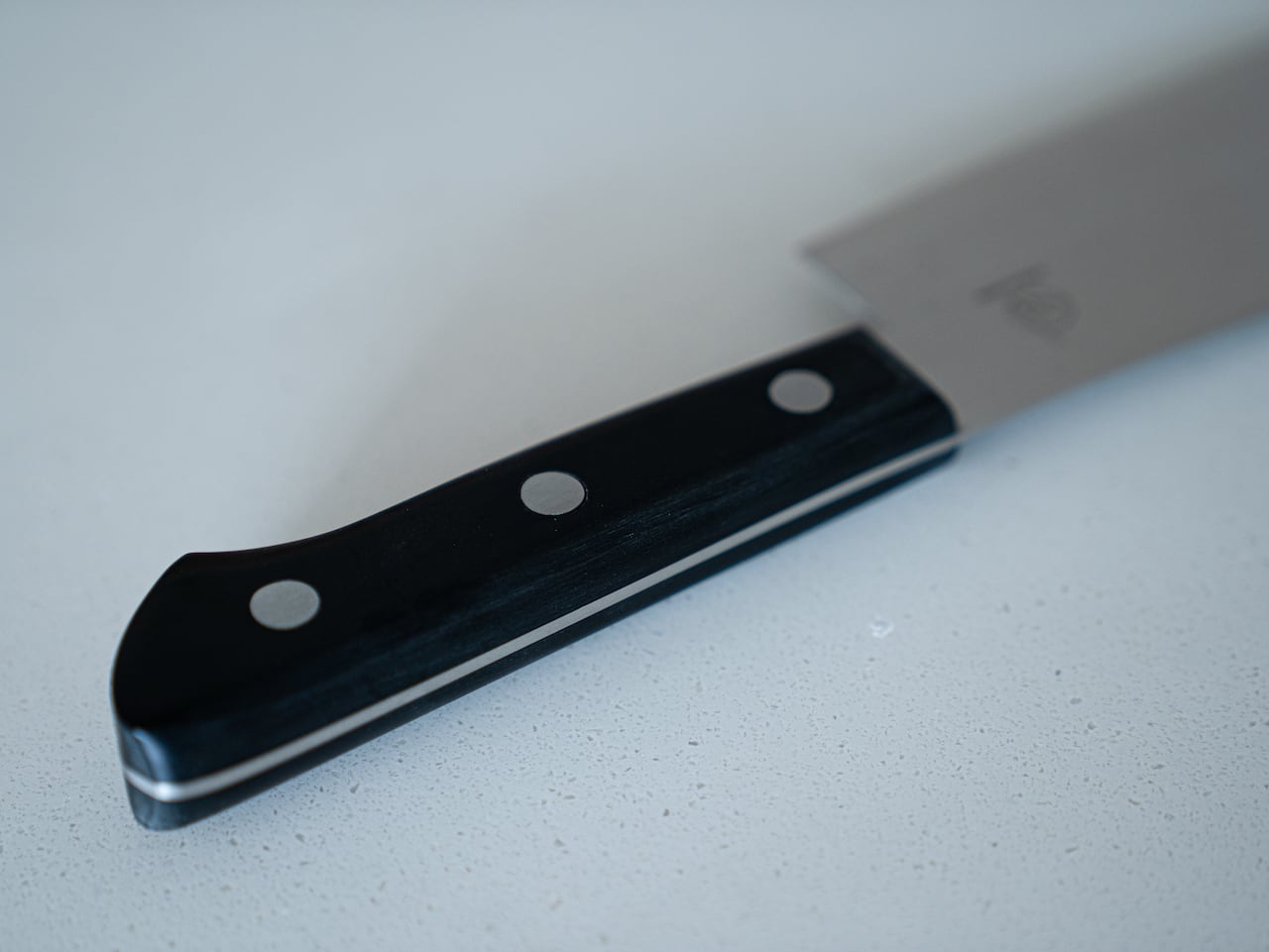 ONE'S KNIFE | uminoschole