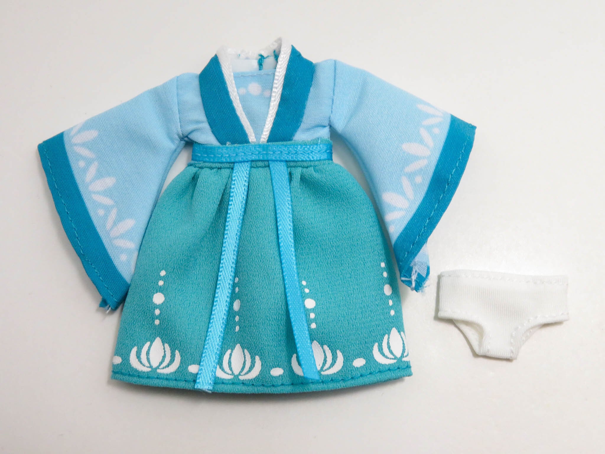 ねんどろいどどーる おようふくセット World Tour 中国 Girl(ブルー) 漢服