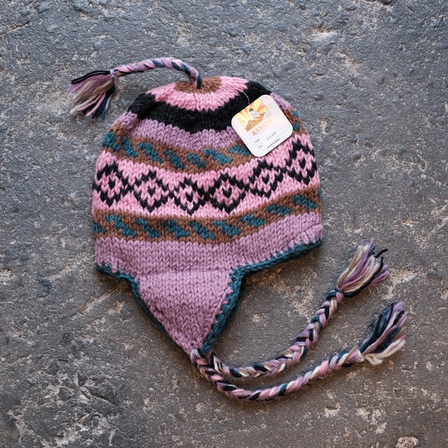 From NEPAL "Hand made earcuff beanie"