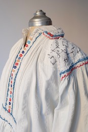 Romanian scalloped hem  blouse