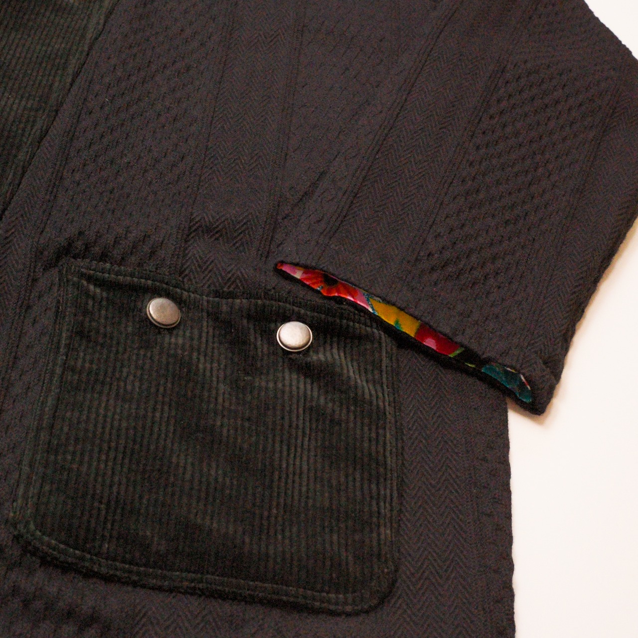HABITAT JKT "uramasari"【Mexican Black】