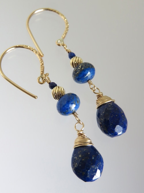 ラピス・ラピス・ラピスラズリのピアス