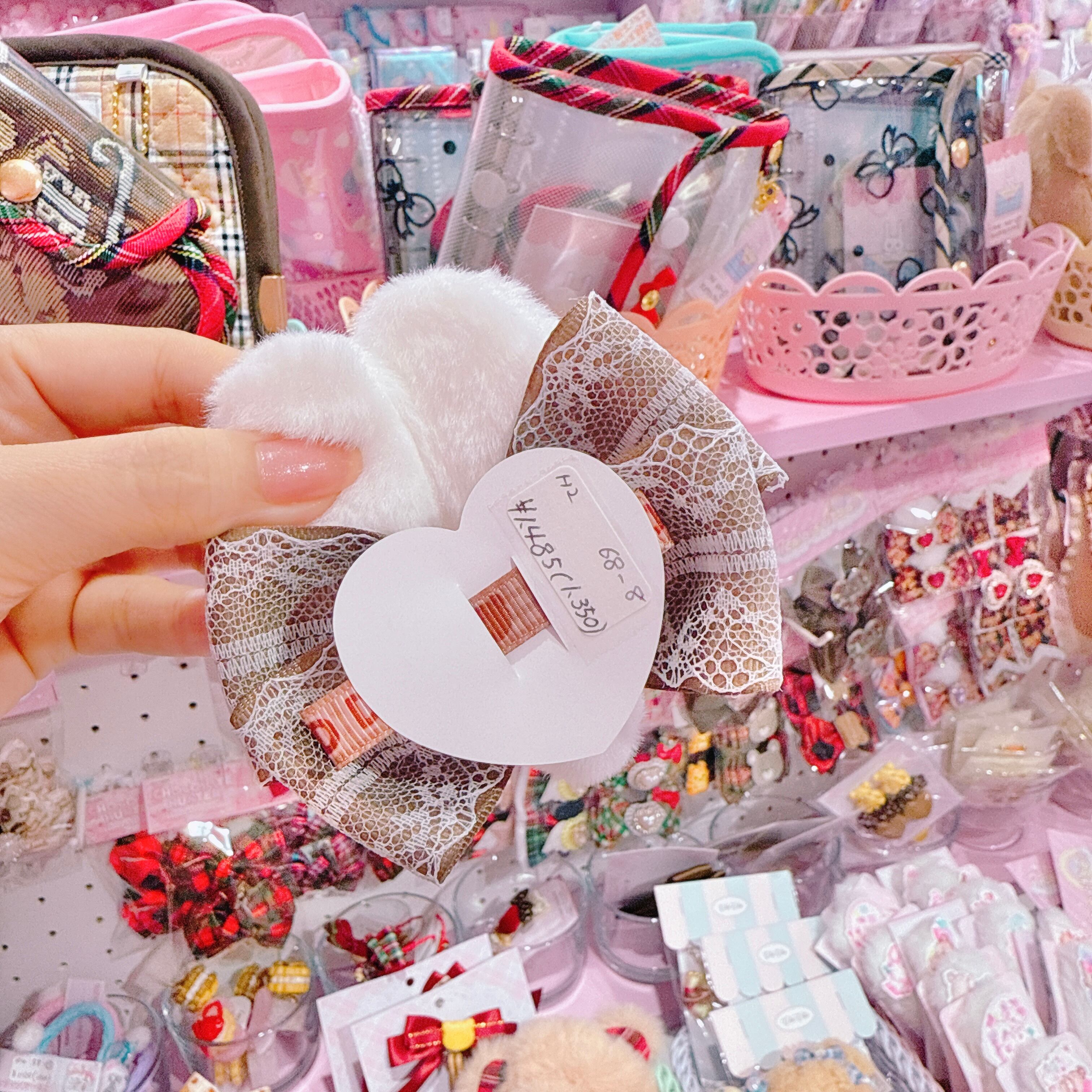 【H2】68-8ヘアクリップ