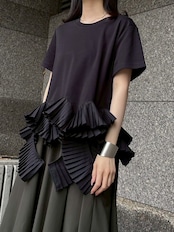 MME138TEB プリーツヘムTシャツ