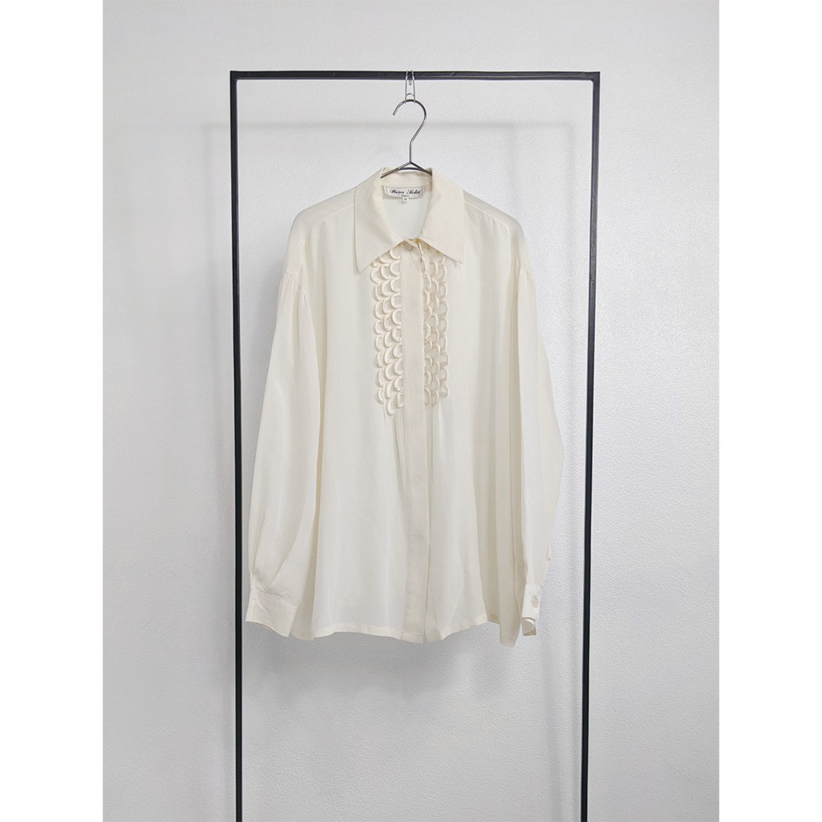 Loop frill design blouse | Labrado vintage