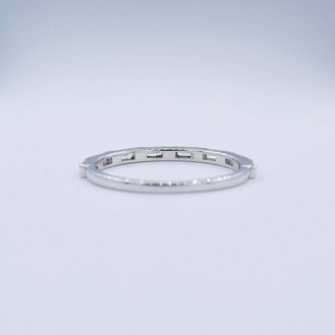 テーパー ダイヤモンド 18金 ホワイトゴールド 計0.27ct 一文字  