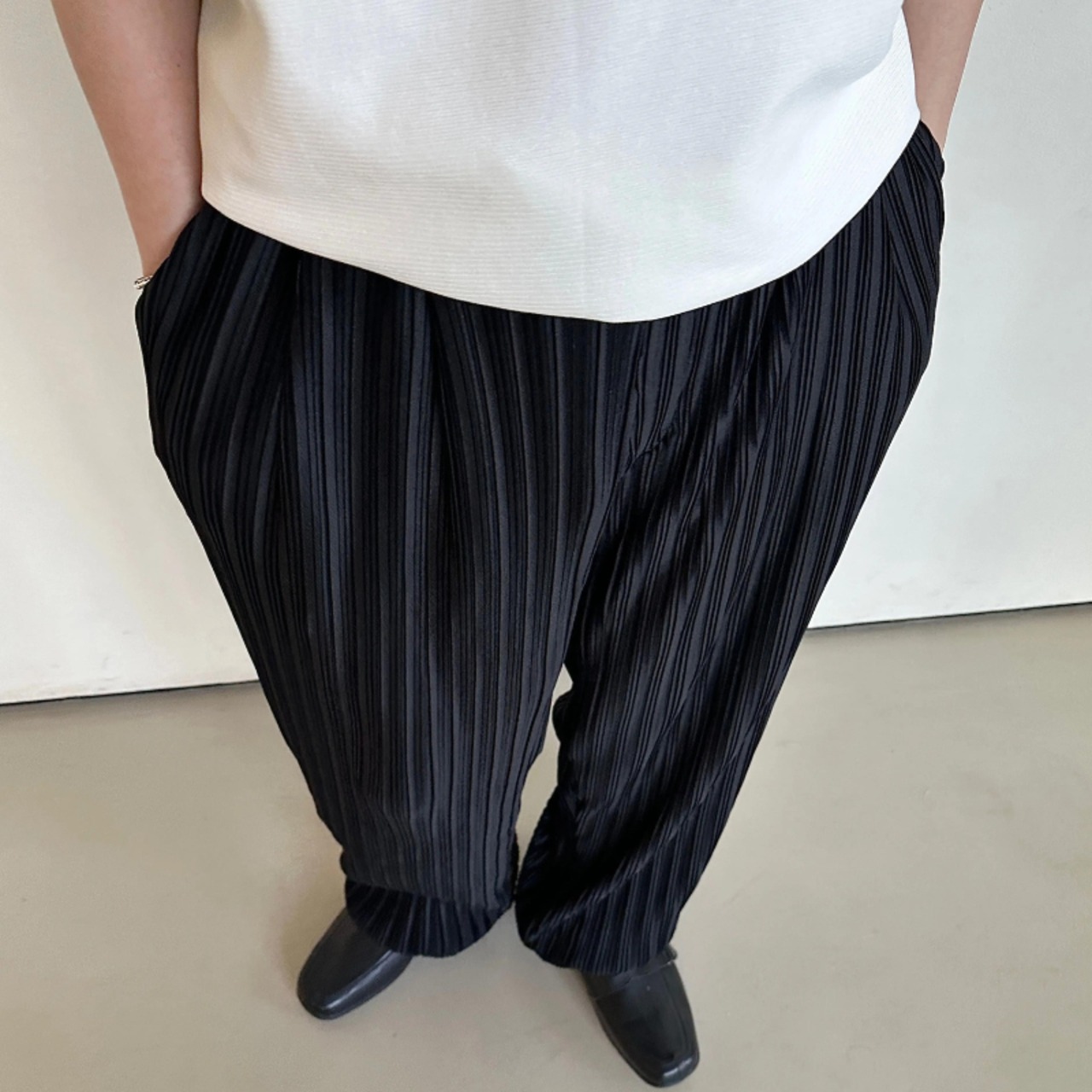 モードプリーツワイドレッグパンツ　0772