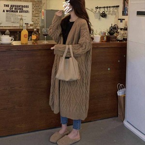 【送料無料】ニットカーディガン 2色 ロング かぎ編み 秋 厚手生地 30代 40代 レディースファッション 可愛い お出かけ 女子会 デイリーユース お茶会 お呼ばれ 授業参観 体型カバー シンプルデザイン 体型カバー