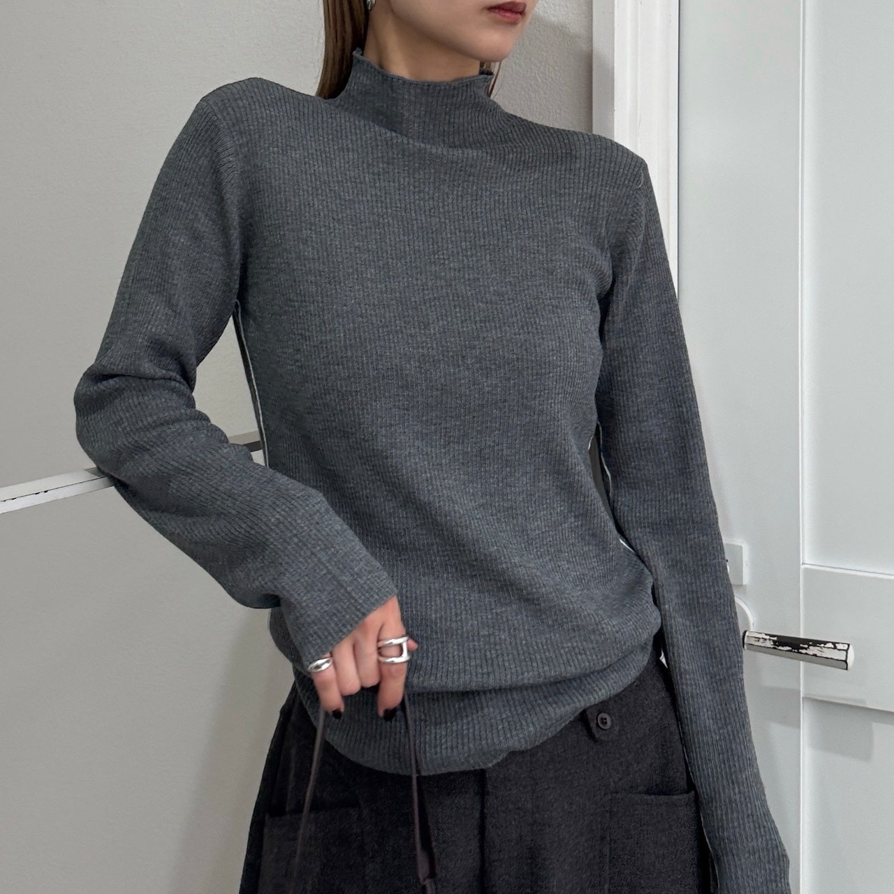 パイピングラインウール混リブknit/グレー