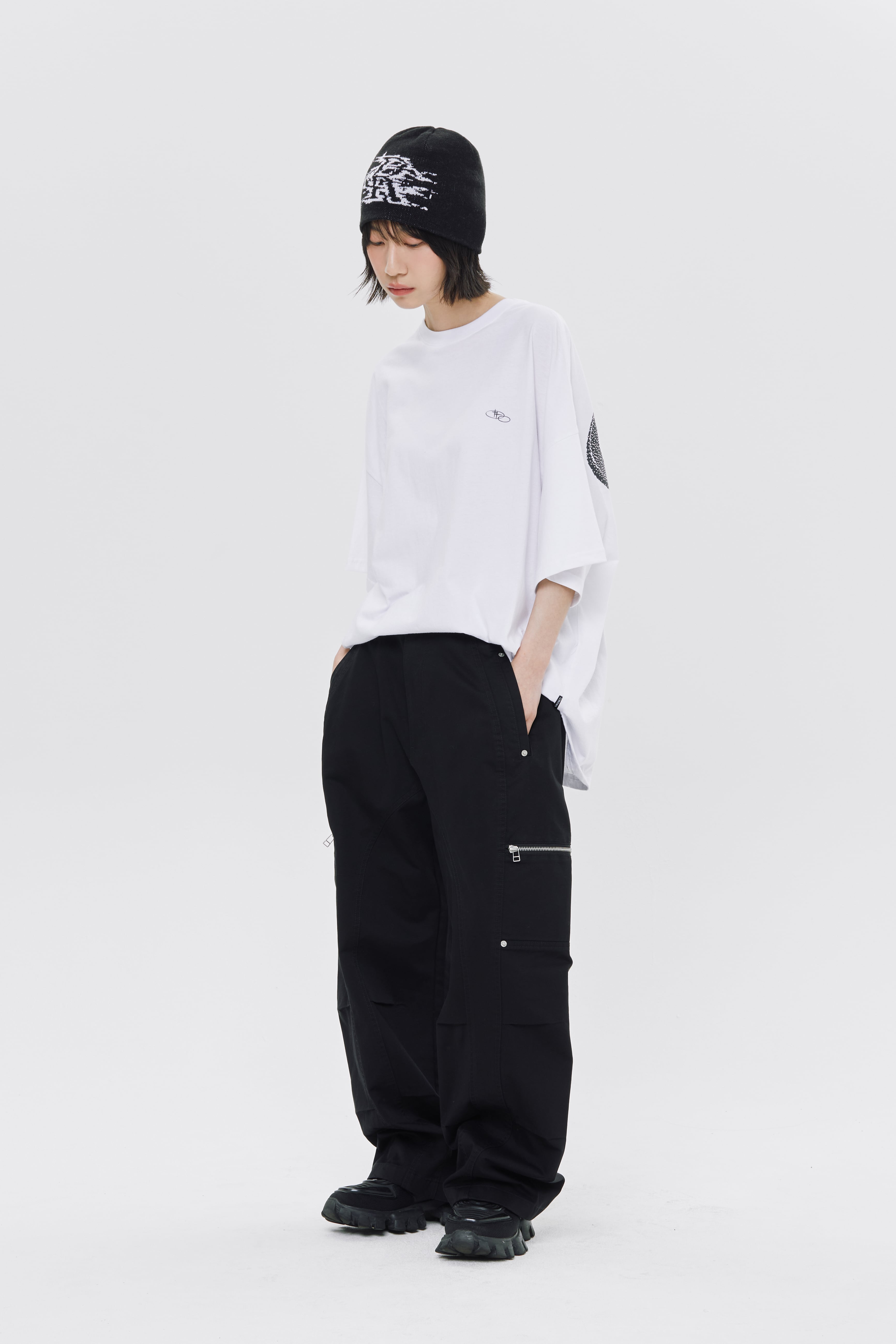WIDE FIT SHINING LOGO TEE SHIRT_WHITE | ROMANTIC CROWN