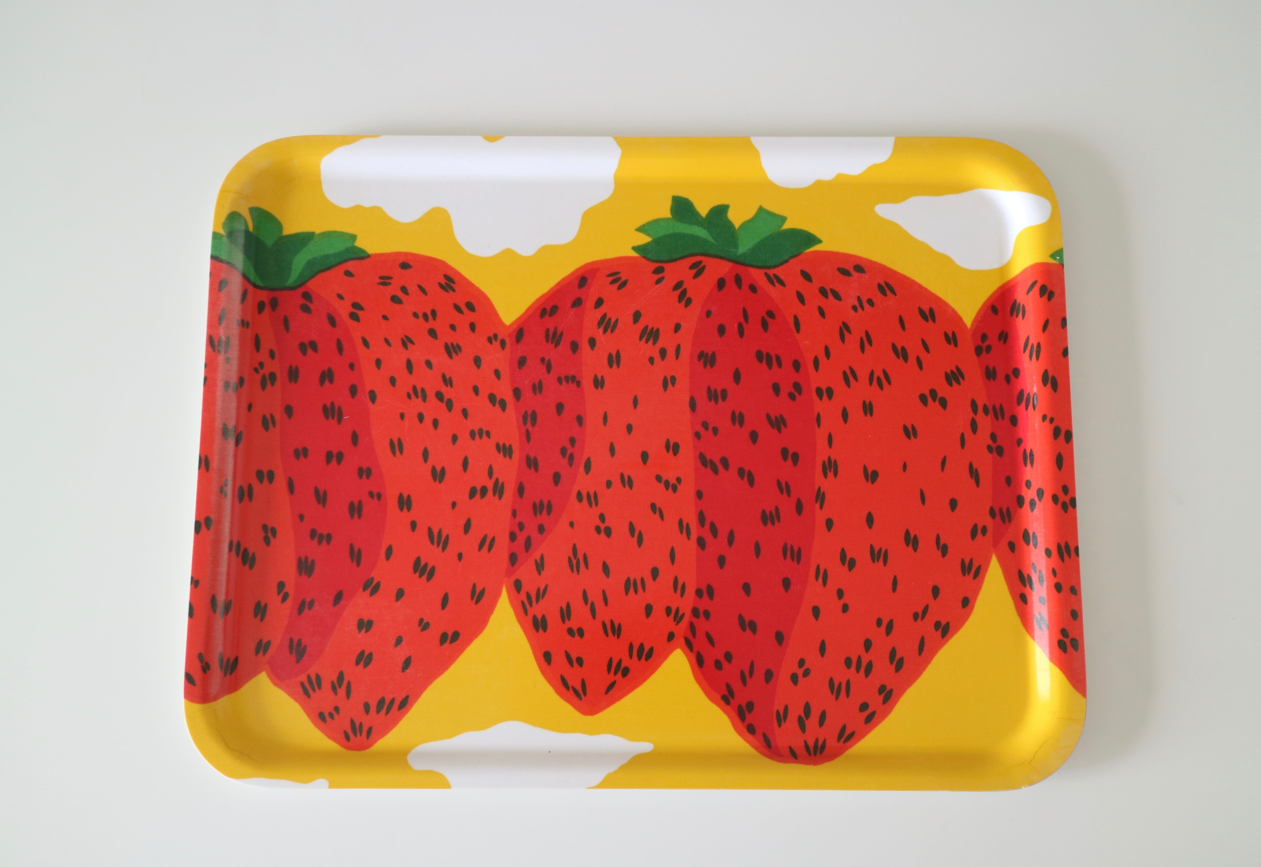 【未使用品】　マリメッコ  marimekko  マンシッカヴォレット　トレイ