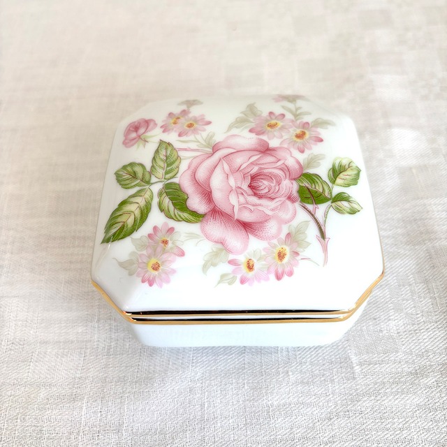 ボンボニエール　リモージュ　薔薇　小物入れ　ローズ　ピンク　12otem13