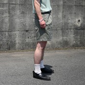 BOWWOW(バウワウ） 8812 TEE AGED、US ARMY CHINO SHORTS AGEDグリーンコーデ