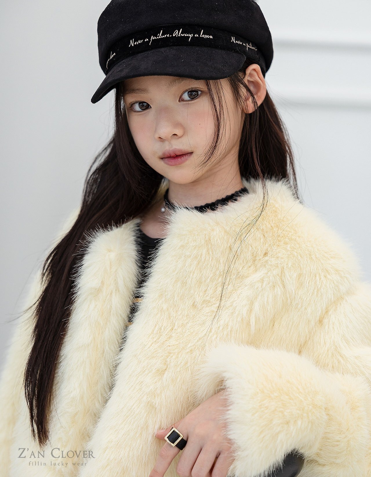 ZAN CLOVER［取寄］velour drop choker 26winter