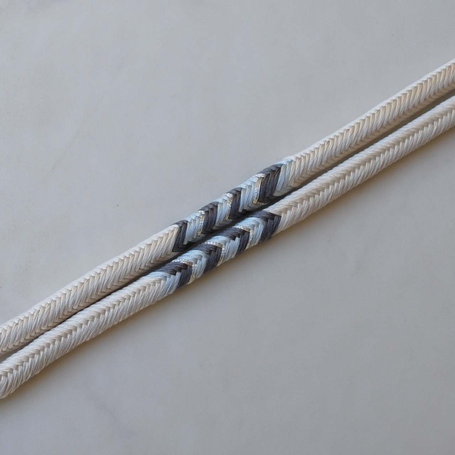 【和小物さくら・帯締め】胡粉色×灰色×薄水色　洋角組　矢羽根文　帯締め　20260301②