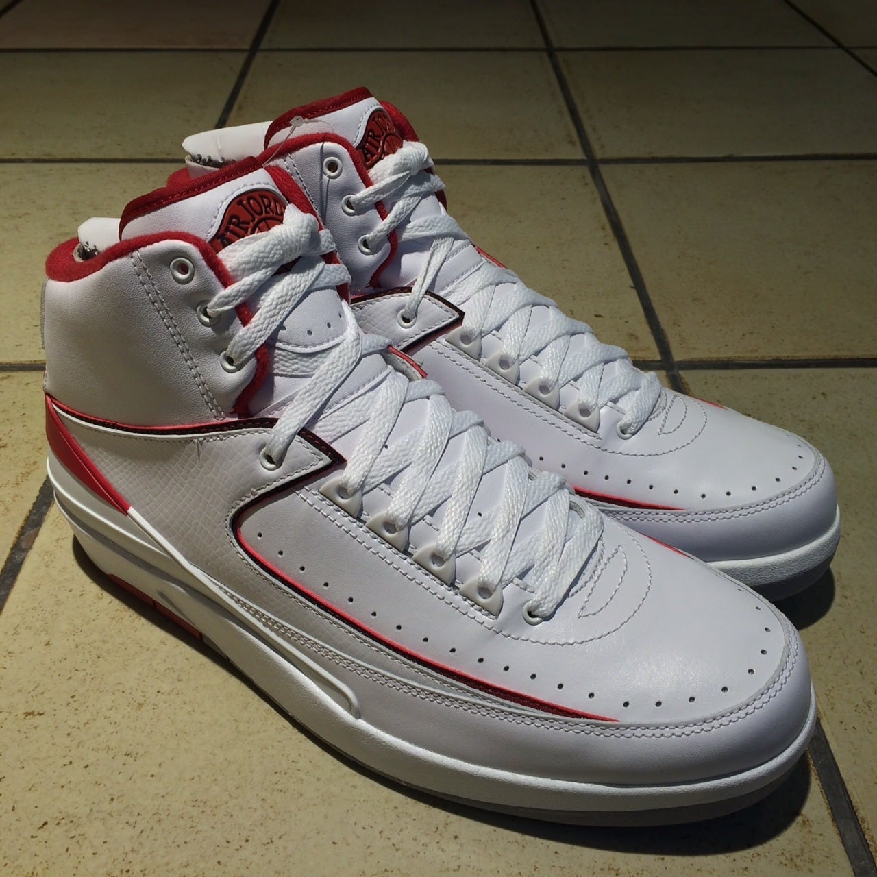 NIKE AIR JORDAN 2 RETRO 385475 102 | 9ELEVEN