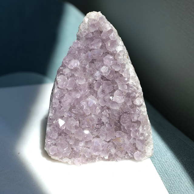 【やさしく包み込み、心を癒す】ラベンダーアメシストカペーラT25_1