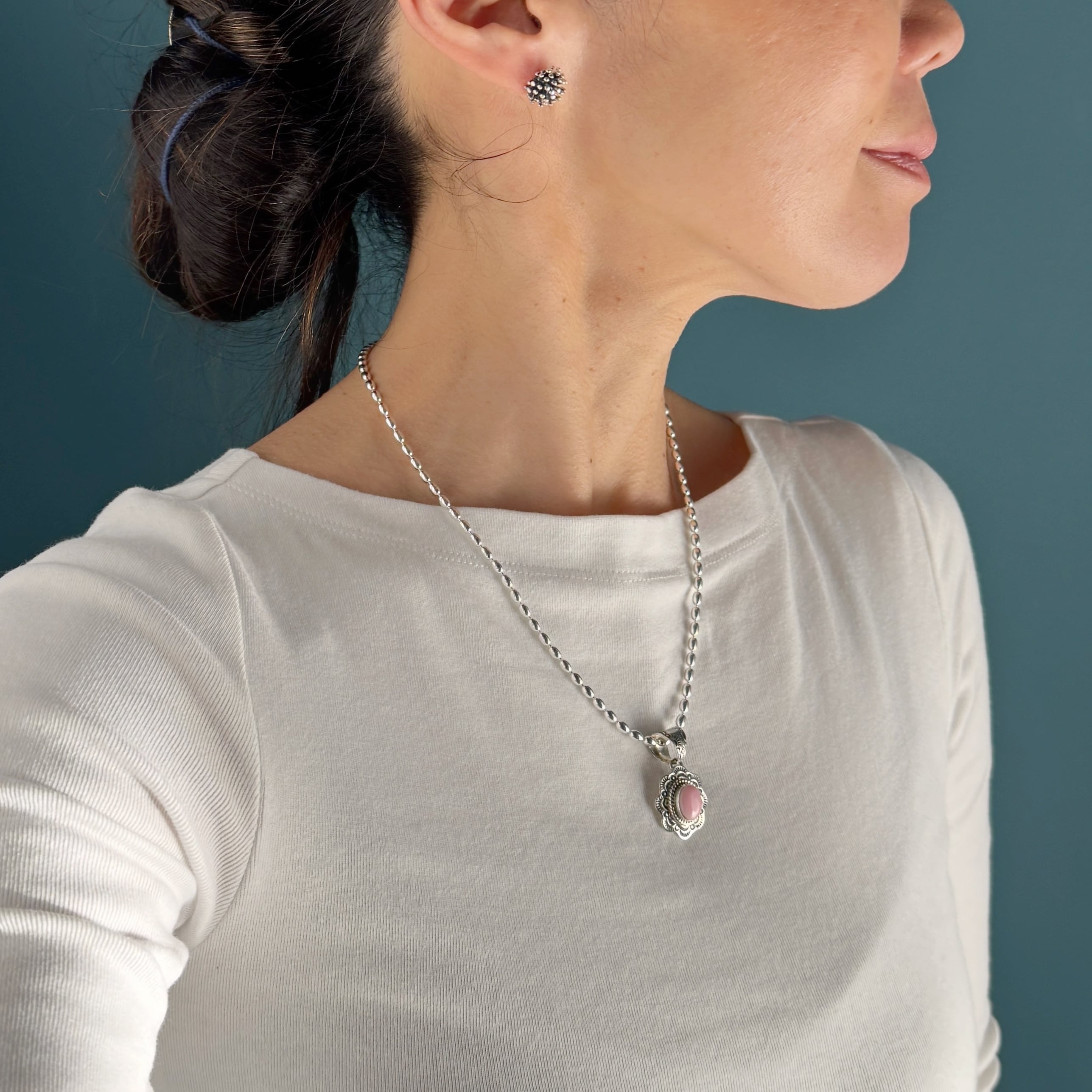Indian Jewelry 》オーバル コンク シェル ペンダント | 【公式通販