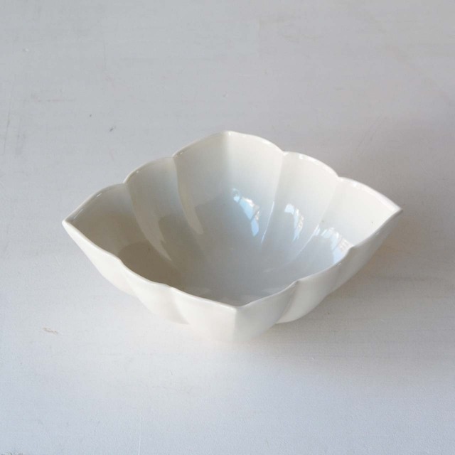 宮田竜司 白磁 菱形鉢 小（26-063）