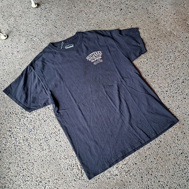 "MONTEREY MOTORCYCLES" 両面プリントTシャツ used [404075]