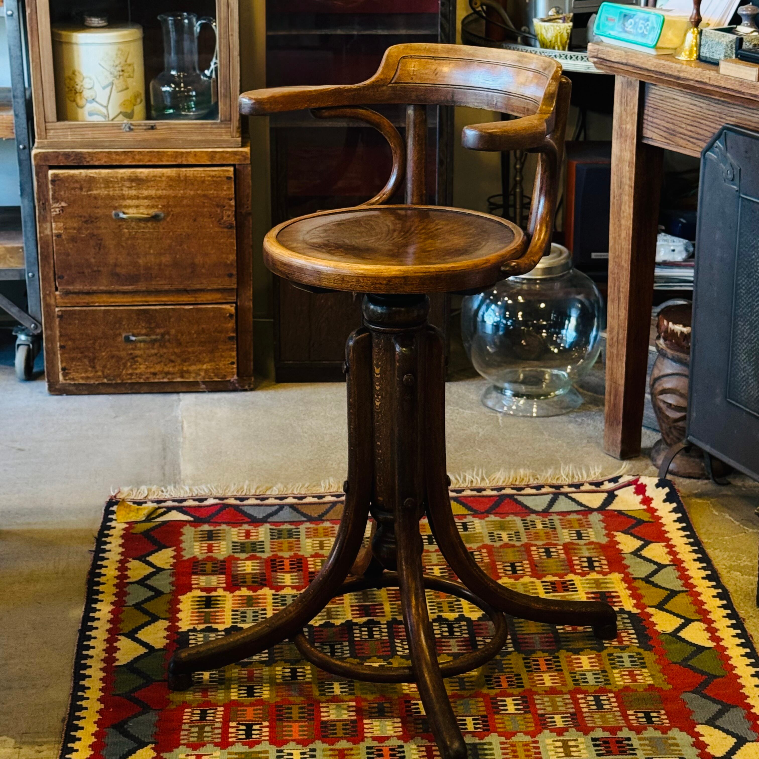 1920s Fischel ベントウッド 昇降式ハイチェア (チェコ製) 1920s Fischel 昇降式ベントウッドハイチェア | Select&Vintage pyt