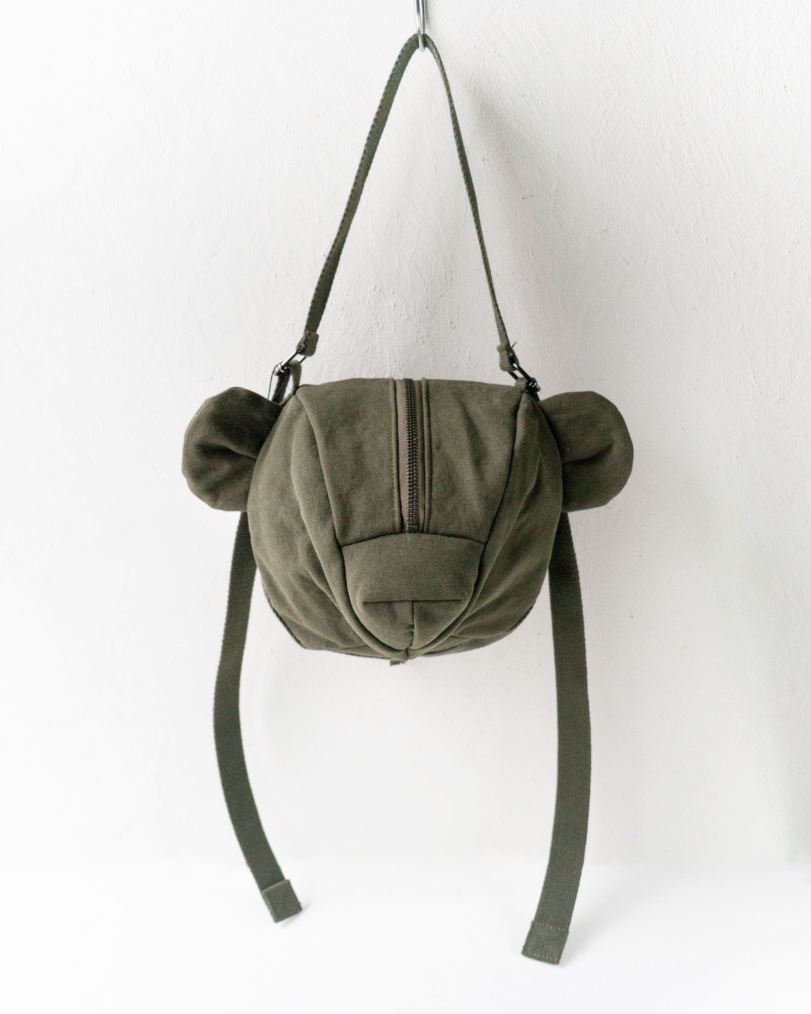 美品 ファンカムアライブ くま ビッグバケット ANIMAL BAG | agumi