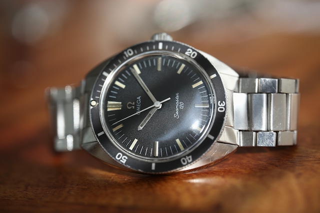 【OMEGA】1960s シーマスター120 フルサイズ  黒文字盤 ノンデイト手巻き キャタピラ フルブレス  OH / vintagewatch / seamaster120 / Cal.601