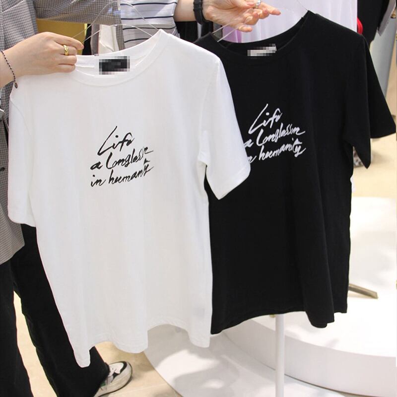 韓国　Tシャツ　kpop グランジ 待望入店】韓国ブランド人気No.1とも言われる、さくらんぼマークが話題