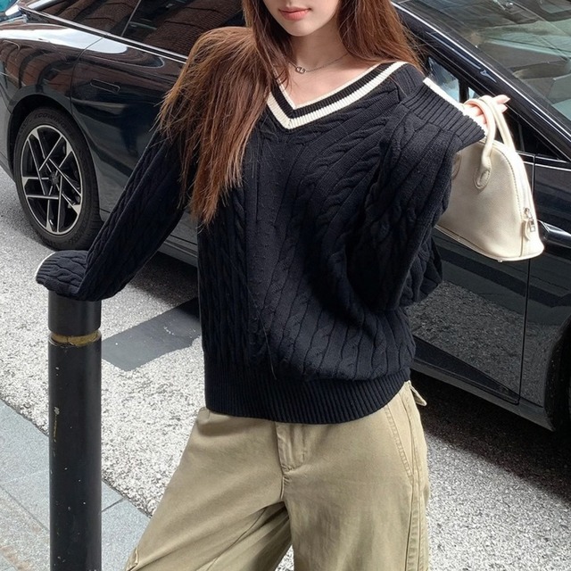 Line Cable V Neck Knit 2col W00321