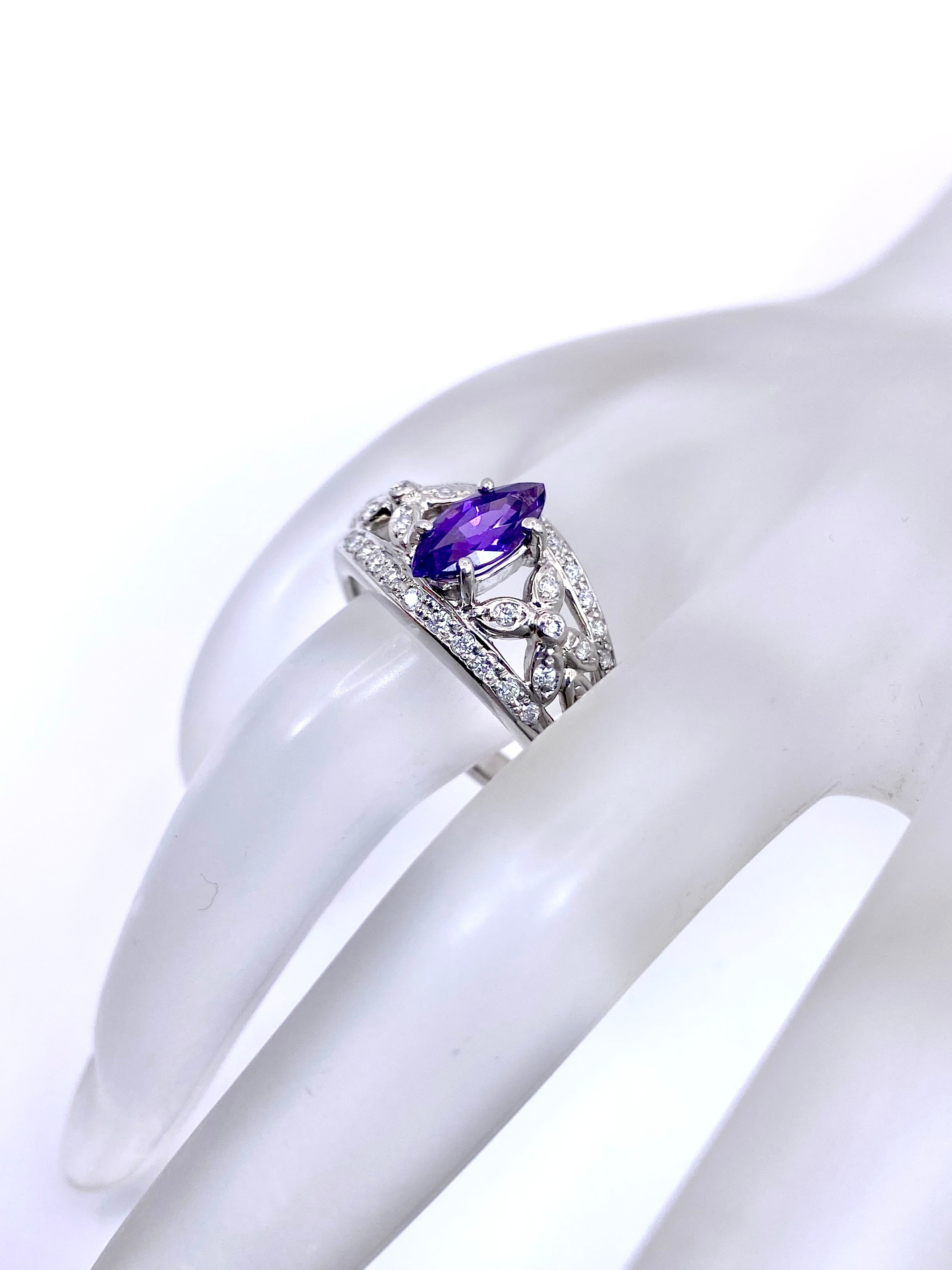 バイオレットサファイア 1.23ct / ダイヤモンド 計0.27ct Pt900 リング