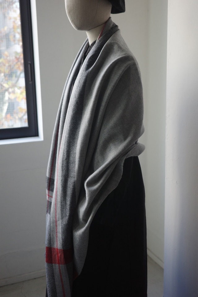 genre ジャンル / STOLE(GREY×RED×BLACK)