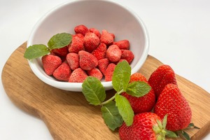 【国産/大容量サイズ】まるごとフリーズドライいちご(20g)