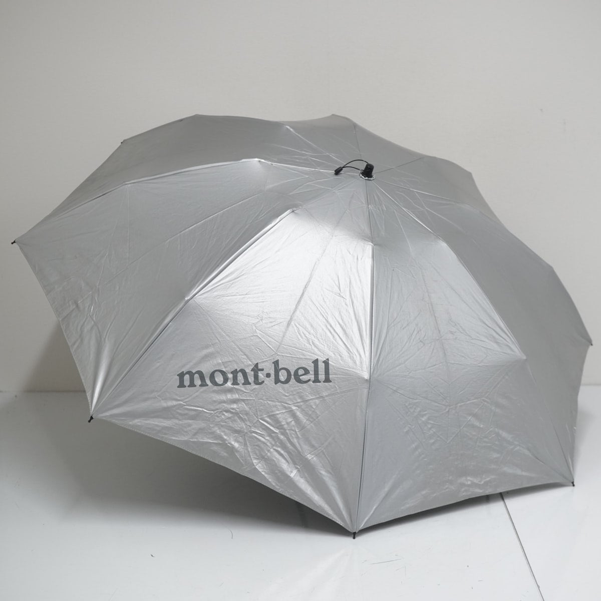 折りたたみ日傘 mont-bell USED美品 トレッキング サンブロック