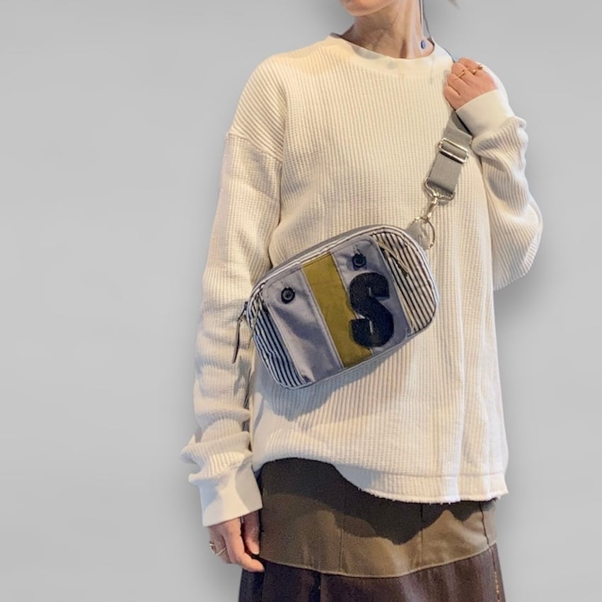 ZOZOTTE 3wayウエストバッグ/ホワイト&グレー/リメイクポシェット付き