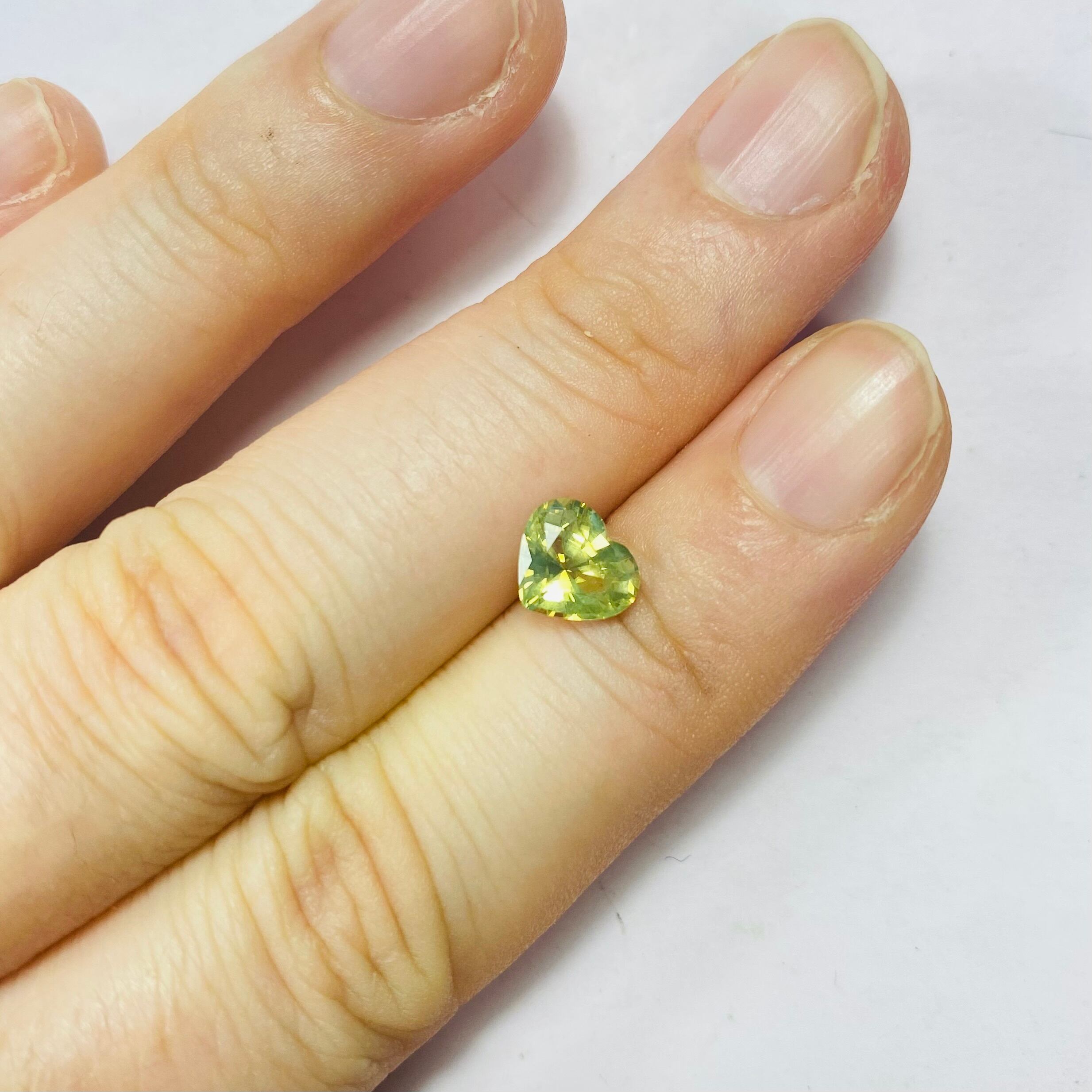 クリソベリル - 通販｜宝石鑑定士が運営【カラッツSTORE】 天然0.57ct