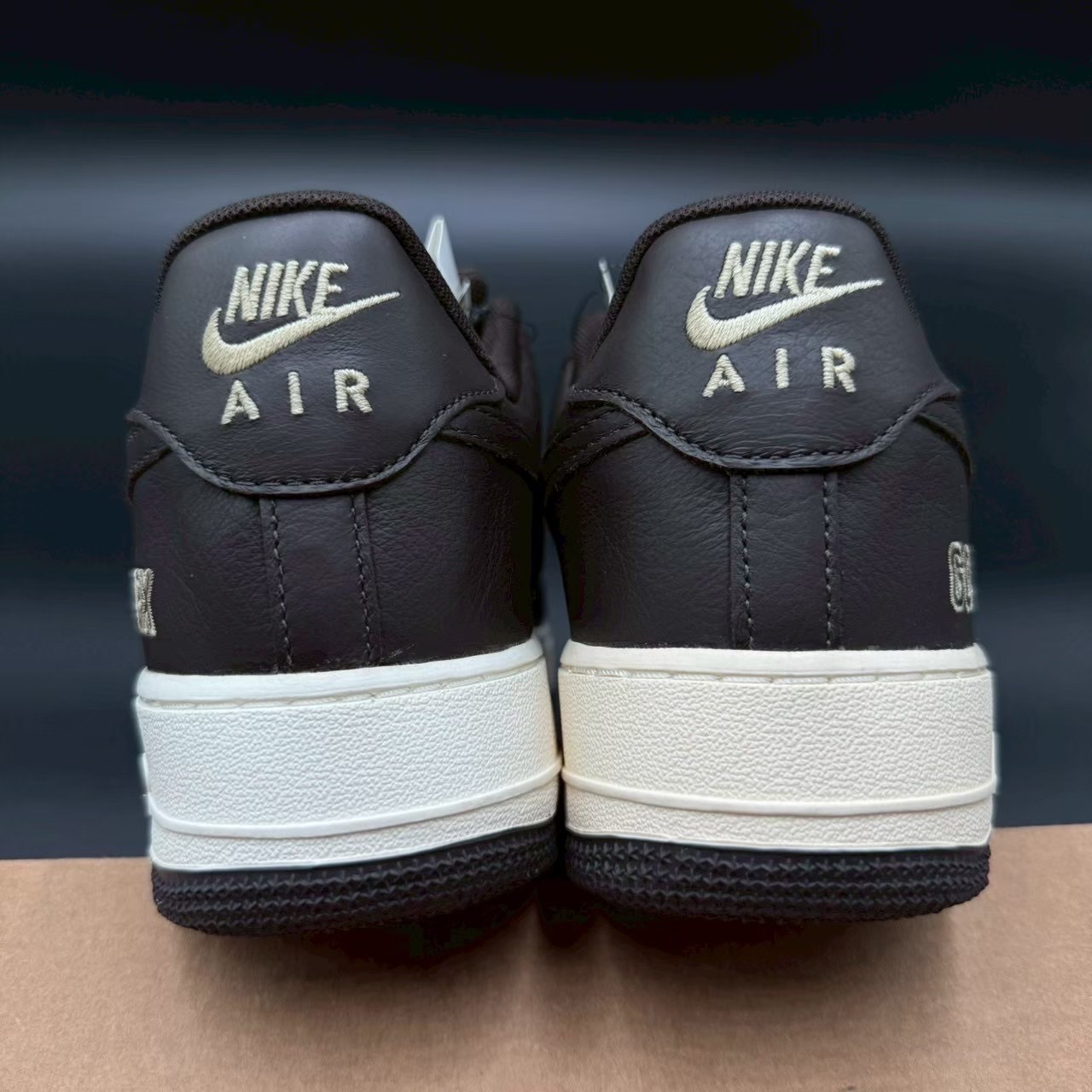 Nike Air Force 1 low GORE-TEX UNRELEASED SALESMANS SAMPLE BAROQUE BROWN