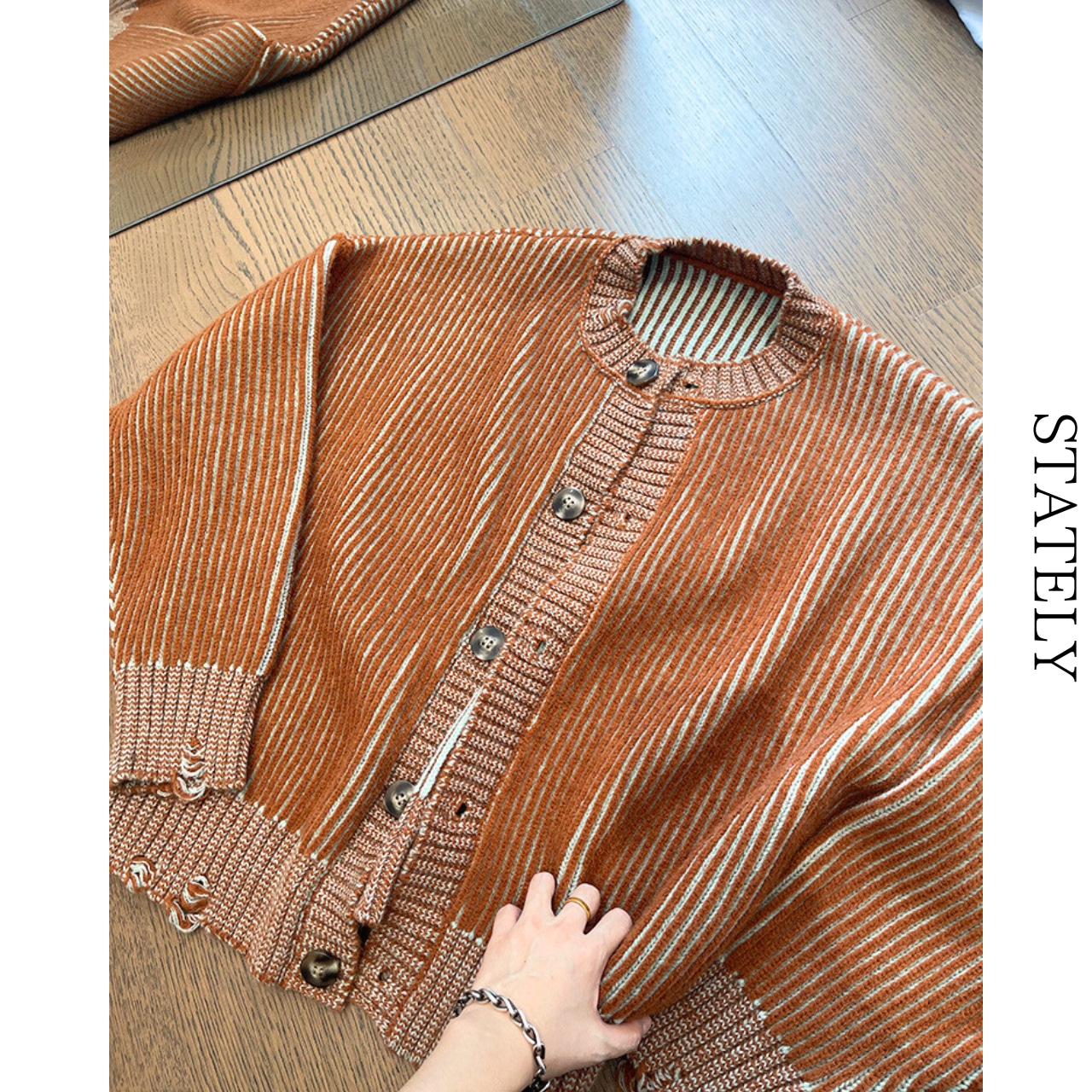 Stripe Damage Knit Cardigan_T76・画像3